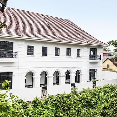 Alpha Old Court House Hotel Kochi Luaran gambar